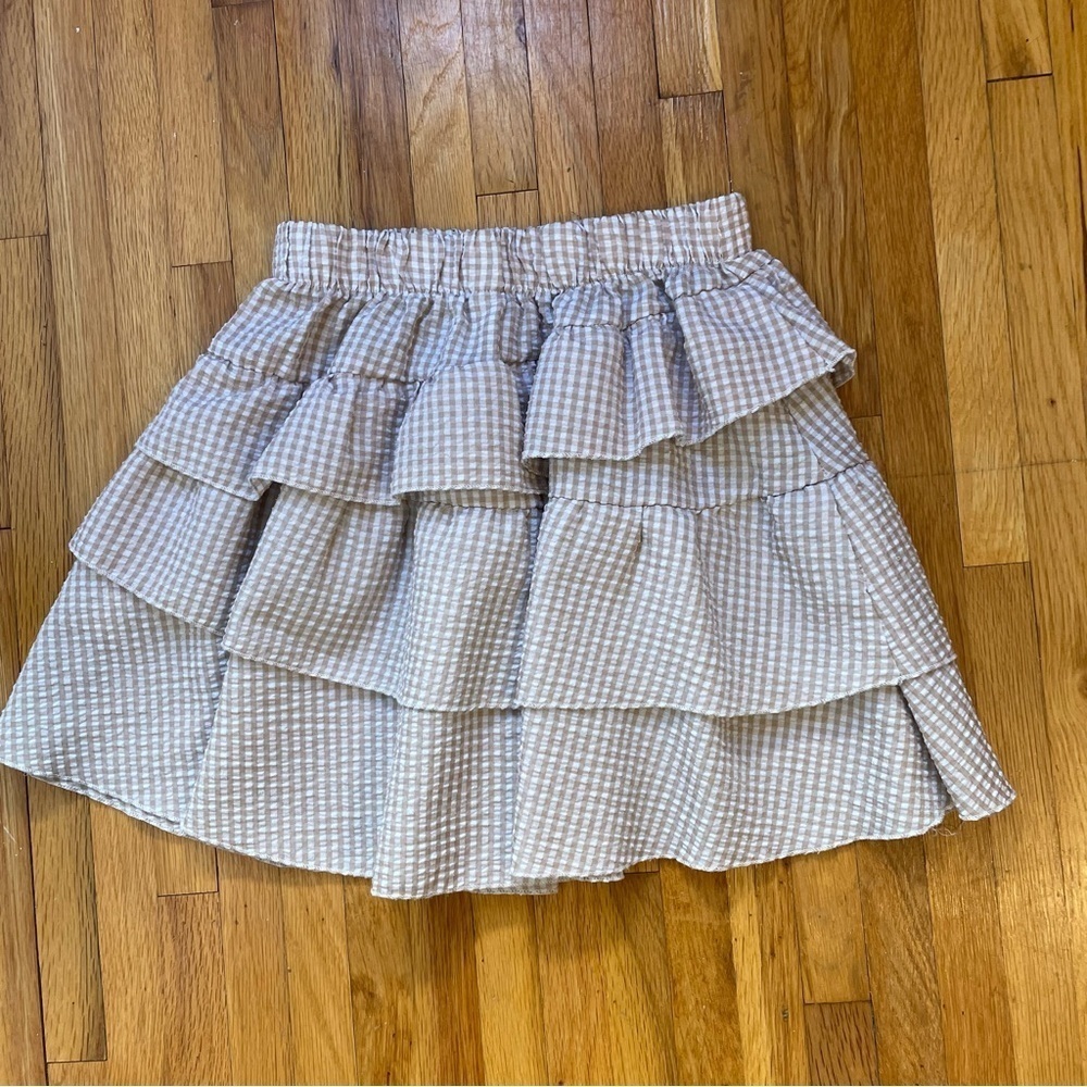 4/$25 Romwe Gingham Ruffle Seersucker Mini Skirt XS Beige Cottagecore Y2K Vibes - Picture 7 of 9
